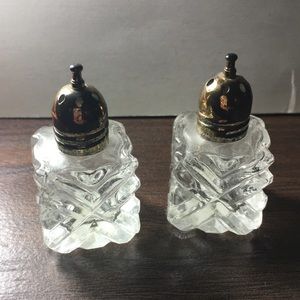 Vtg crystal salt & pepper shakers made in Japan